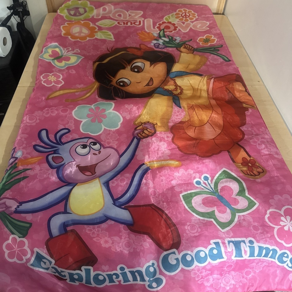 Y2K Dora‎ the explorer sleeping bag 2011